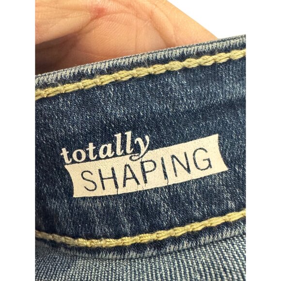 Signature By Levi Strauss Totally Shaping Bootcut Women’s Jeans Size 16 Blue Den - Picture 6 of 8